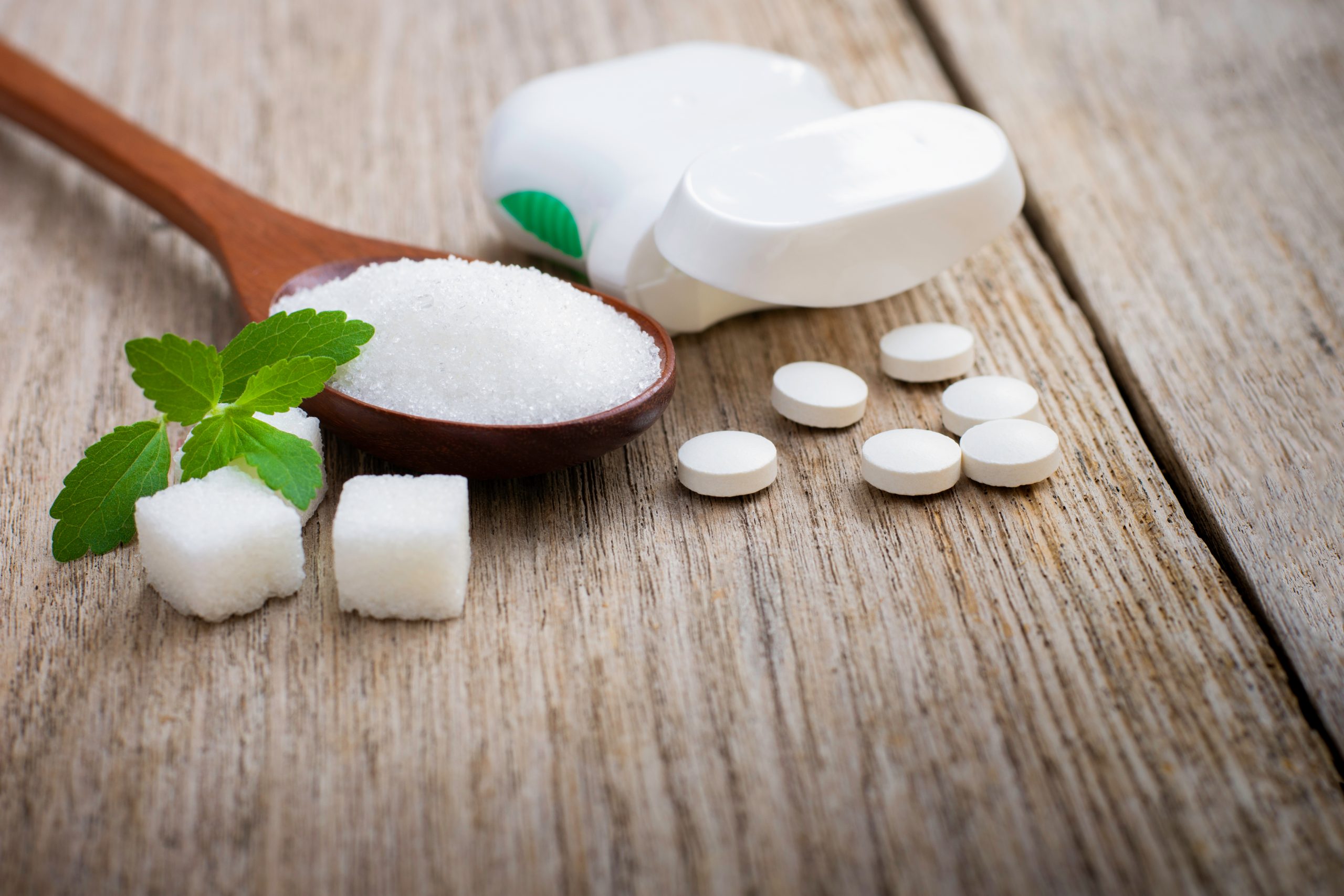 The effect of sugar substitutes on diabetes and weight loss