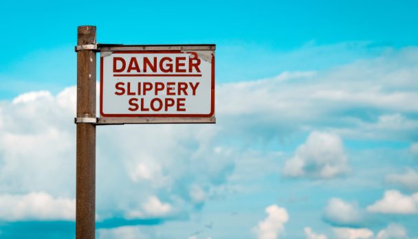 Danger,Slippery,Slope,Warning,Sign,On,Quayside